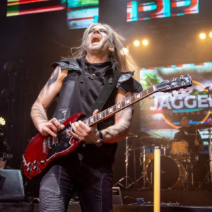 Дмитрий Плотников