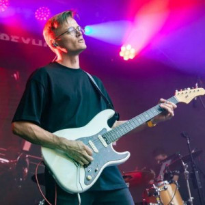 Максим Слухай